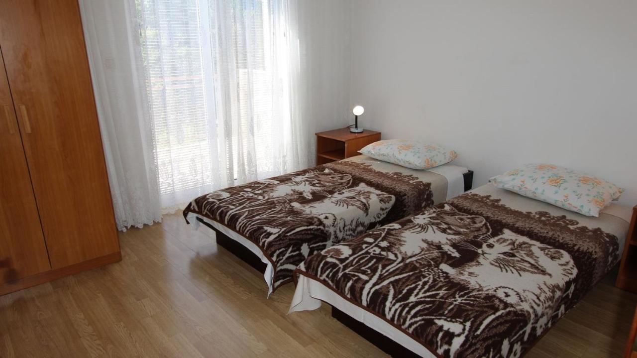 Apartments Grzetic Malinska Ngoại thất bức ảnh