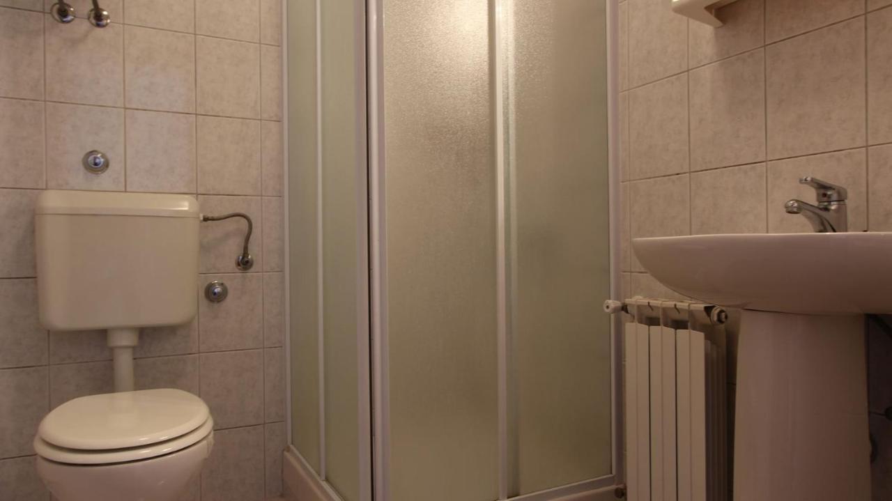 Apartments Grzetic Malinska Ngoại thất bức ảnh